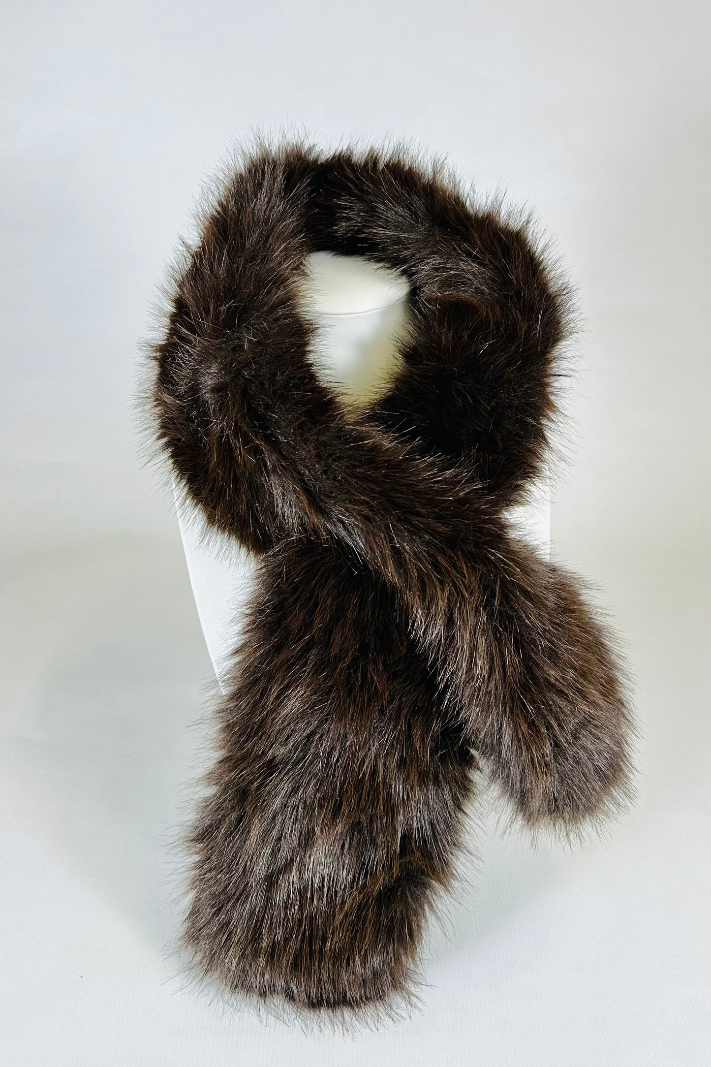 CAPPELLO PELLICCIA SINTETICA