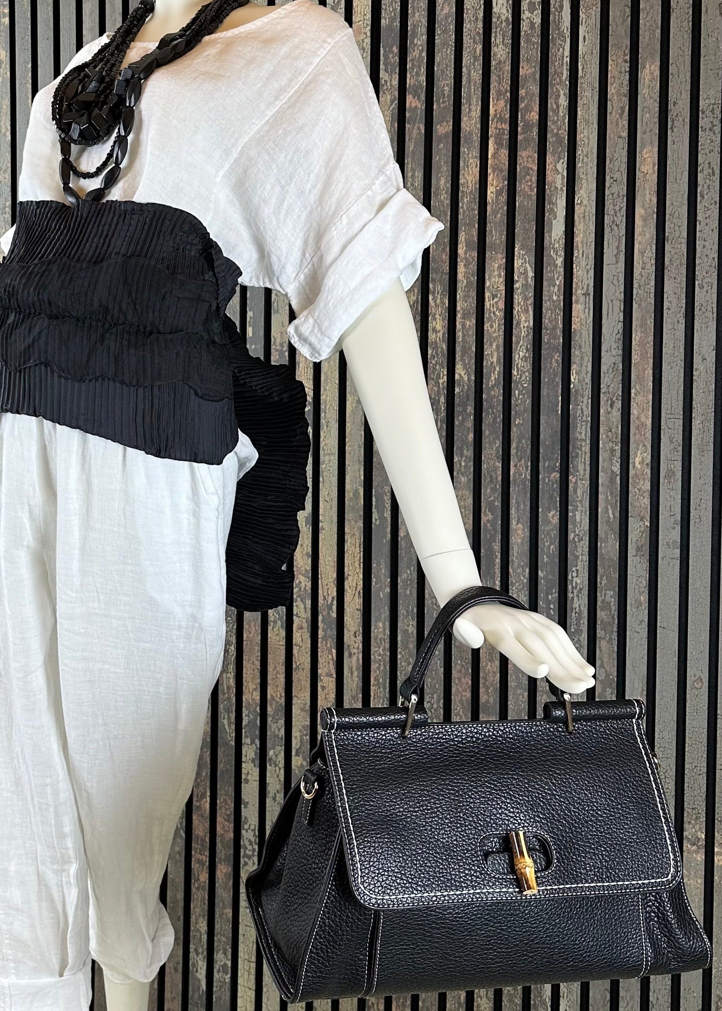 FLAP LARGE BAG BLACK