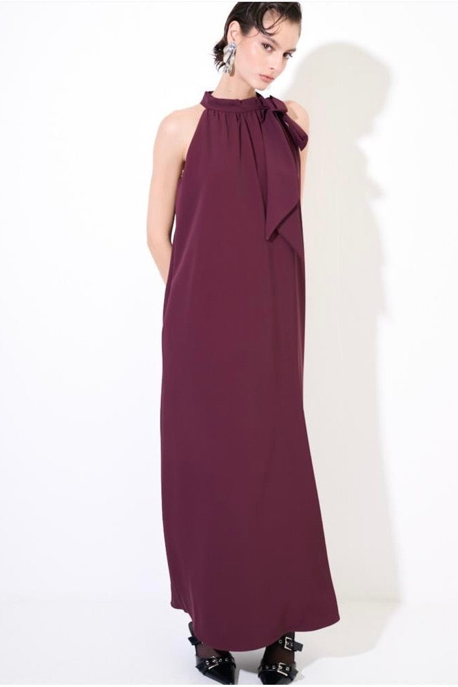 ABITO SMANICATO FIOCCO