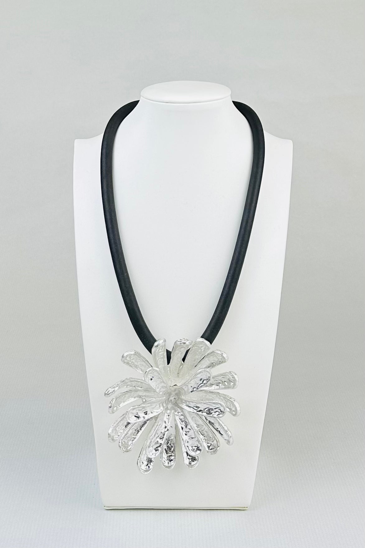 COLLANA LOTUS