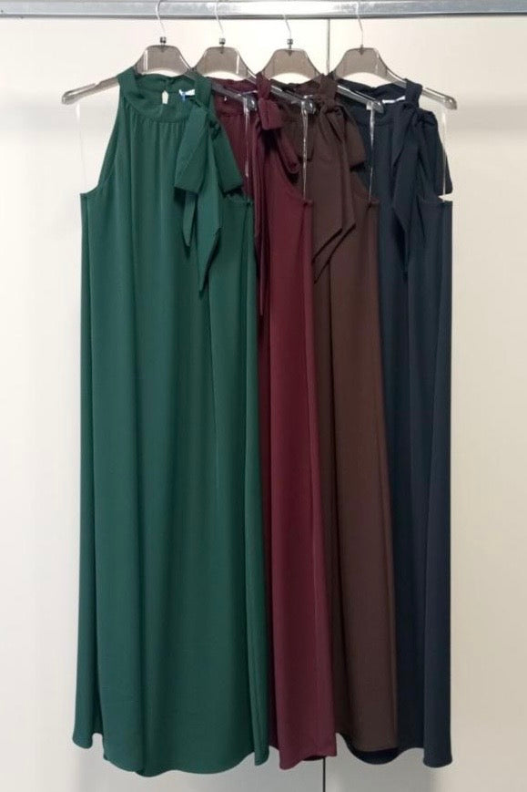 ABITO SMANICATO FIOCCO